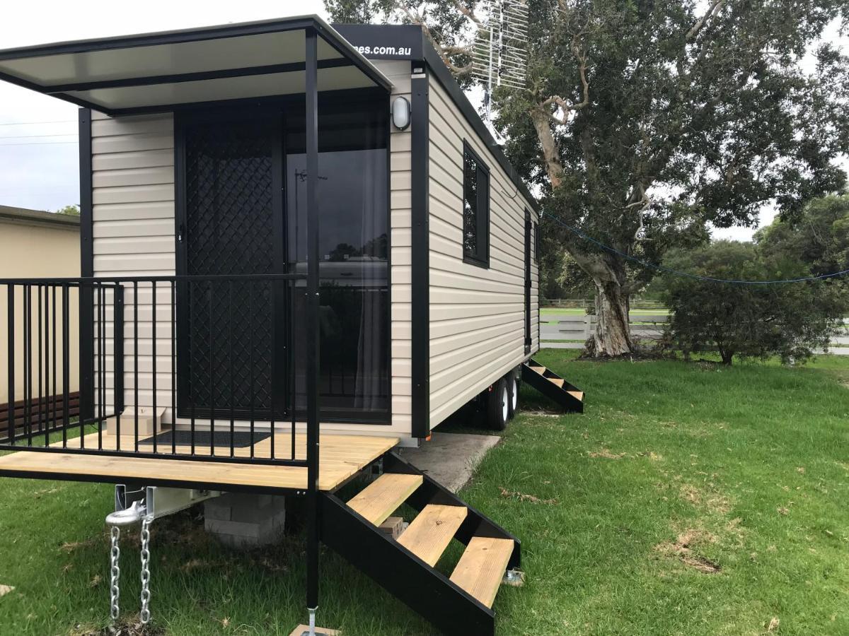 Surfrider Caravan Park Barrack Point Exteriör bild